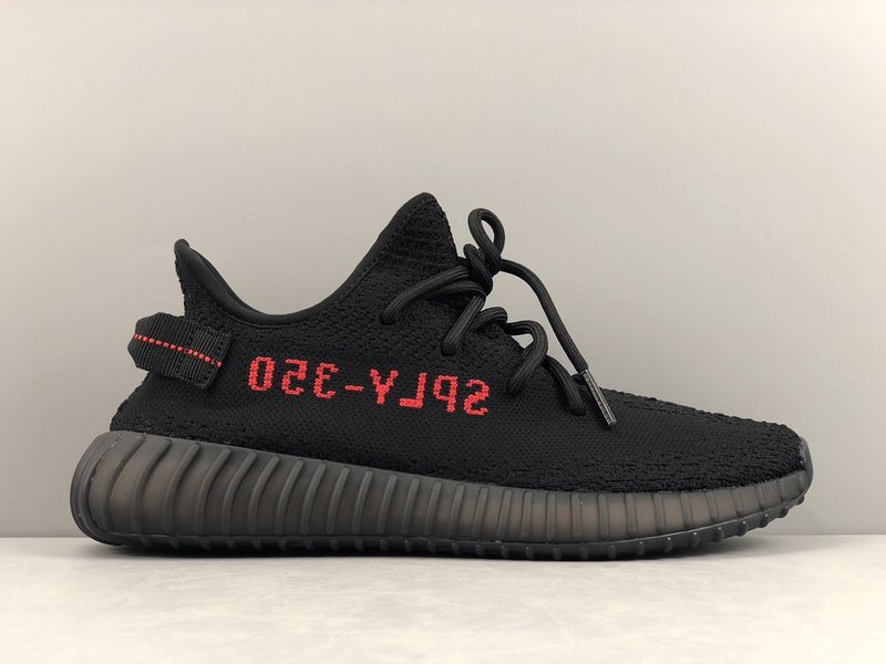 Yeezy 350 V2 블랙레드 스니커즈 001-271509