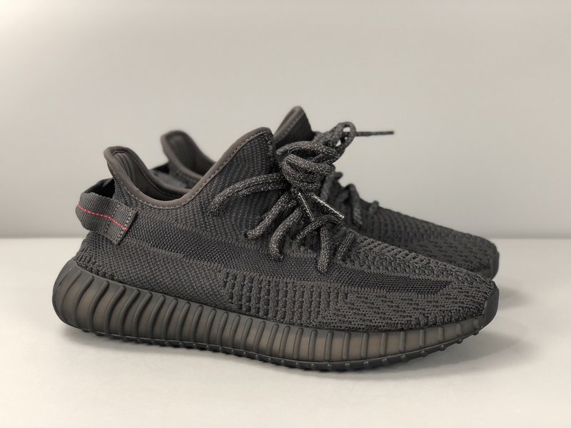 VK 오리지널 Yeezy 350 블랙 엔젤 001-271516