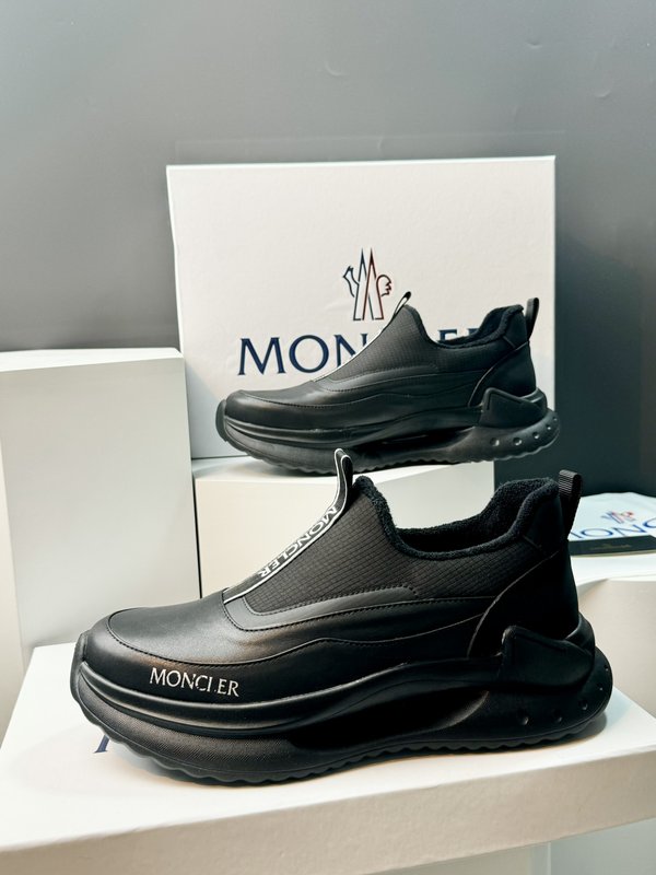 Moncler 남성 아웃도어 운동화 001-271590