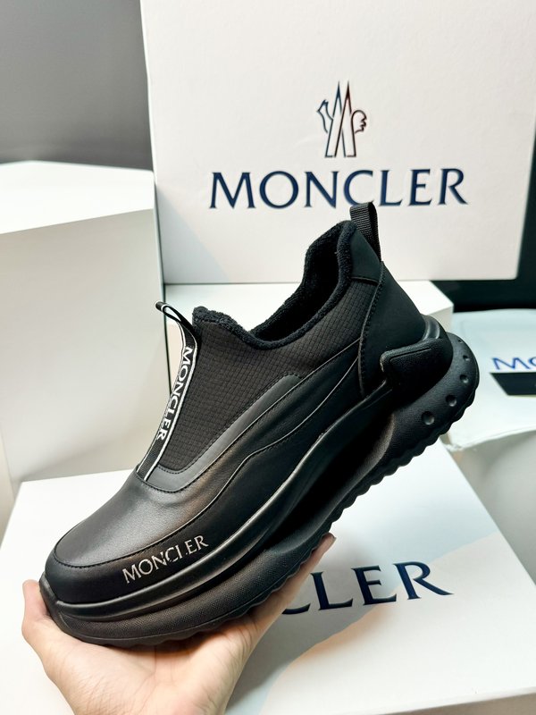 Moncler 남성 아웃도어 운동화 001-271590