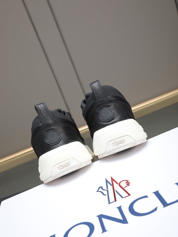 Moncler 몽클레어 남성 아웃도어 레이스업 운동화 001-271730