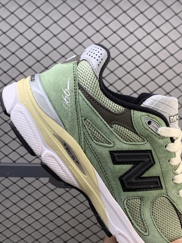 New Balance 990V3 레트로 러닝화 001-271793