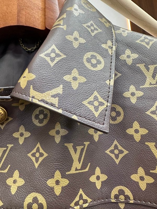 LV 모노그램 프린트 가죽 작업복 자켓 001-271809
