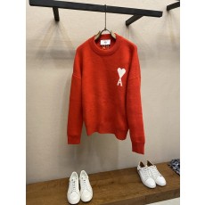 AMI Paris 하트 자카드 라운드넥 니트 001-271835