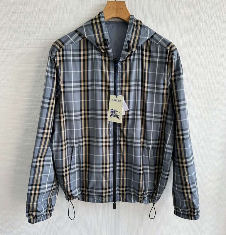 Burberry 양면 착용 격자 무늬 후드 코트 001-271967