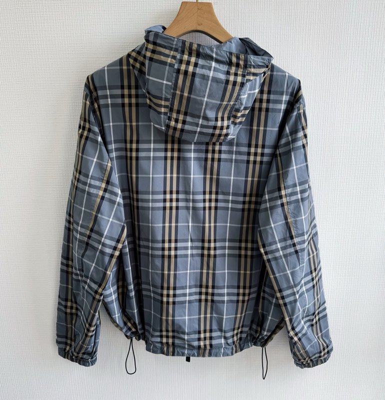 Burberry 양면 착용 격자 무늬 후드 코트 001-271967