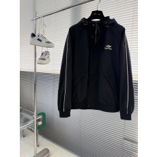 발렌시아가 3B 로고 후드 집업 자켓 001-272054