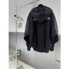 발렌시아가 25FW 전후 패치워크 헤비 코튼 자켓 001-272067