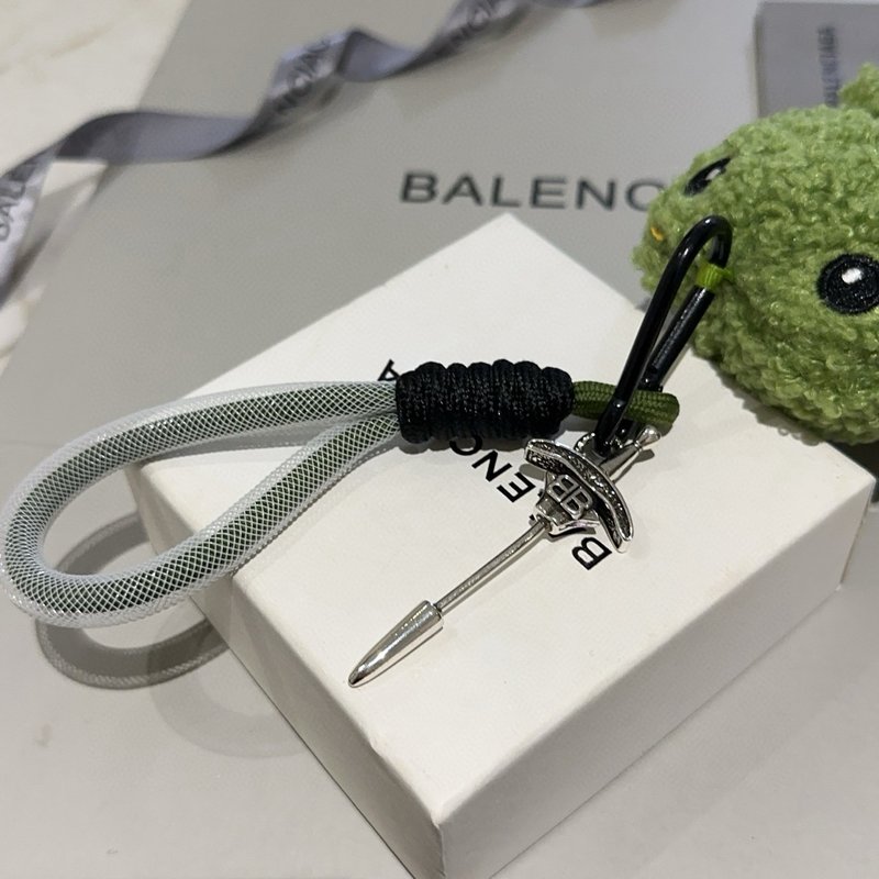 발렌시아가 키링 액세서리 001-272110