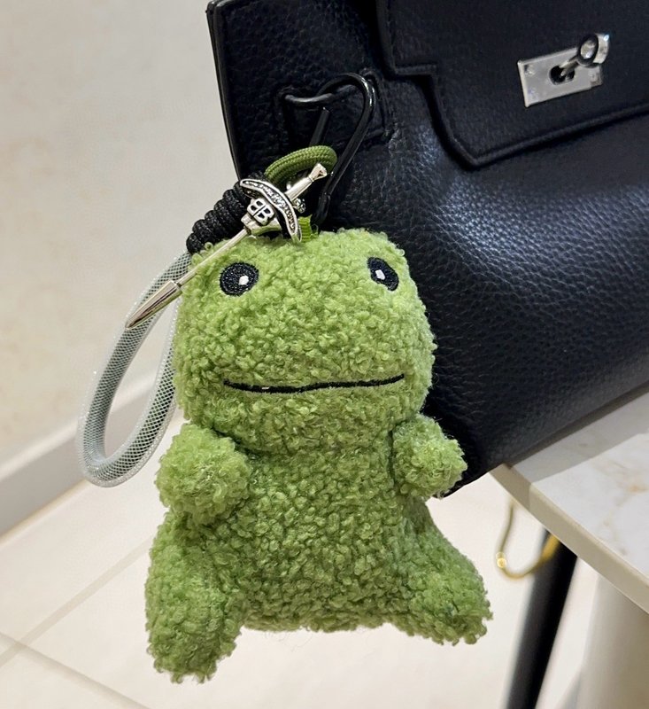 발렌시아가 키링 액세서리 001-272110