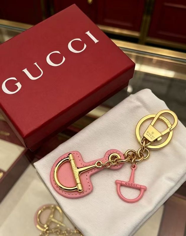 Gucci 마편고리 핑크 가죽 키링 001-272124