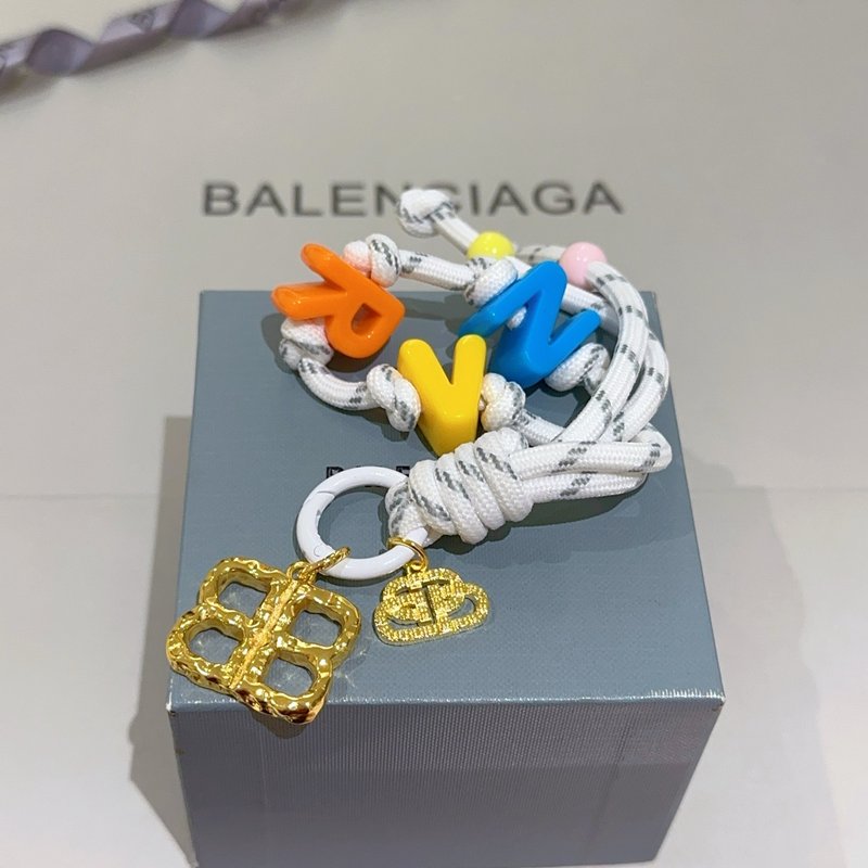 파리 콜라보 키링 001-272174