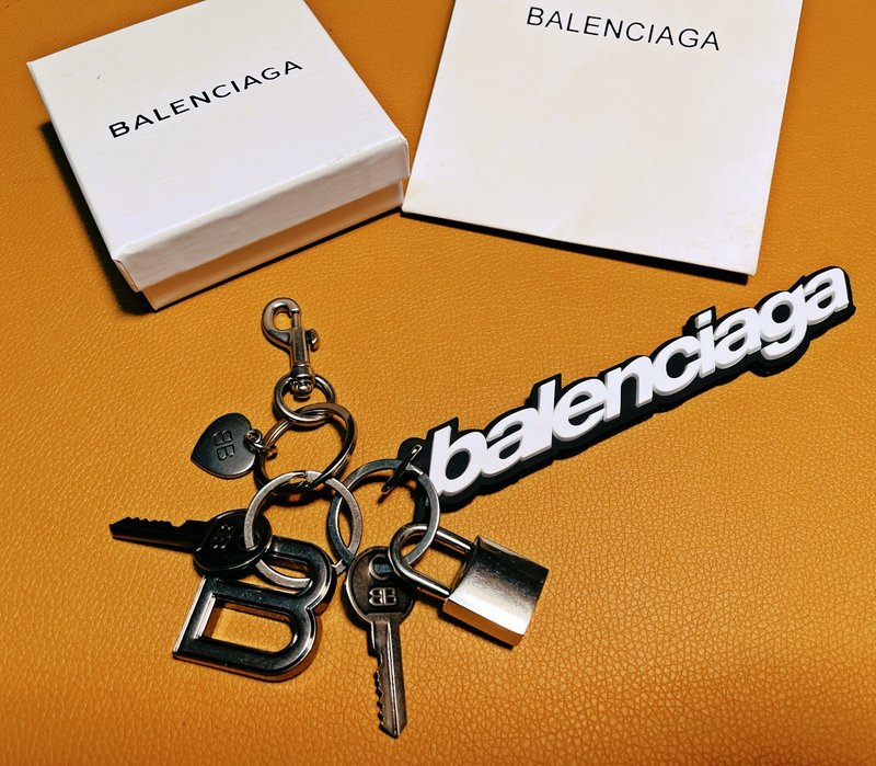 파리 Balenci 열쇠고리 001-272203