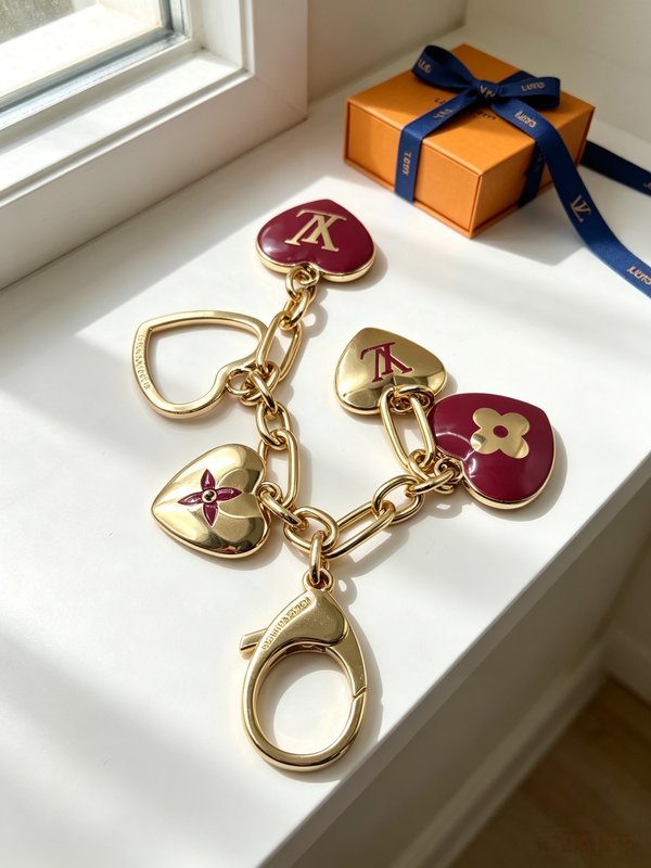 LV 하트 술 키링 001-272438