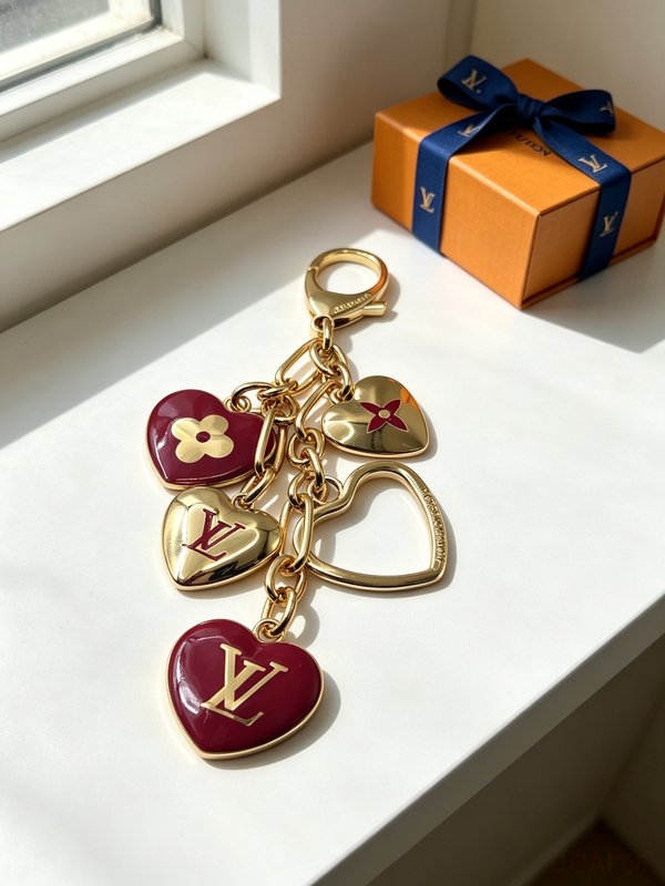 LV 하트 술 키링 001-272438