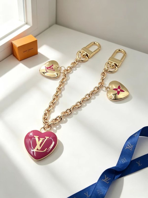 LV 하트 참 빈티지 레드 001-272439