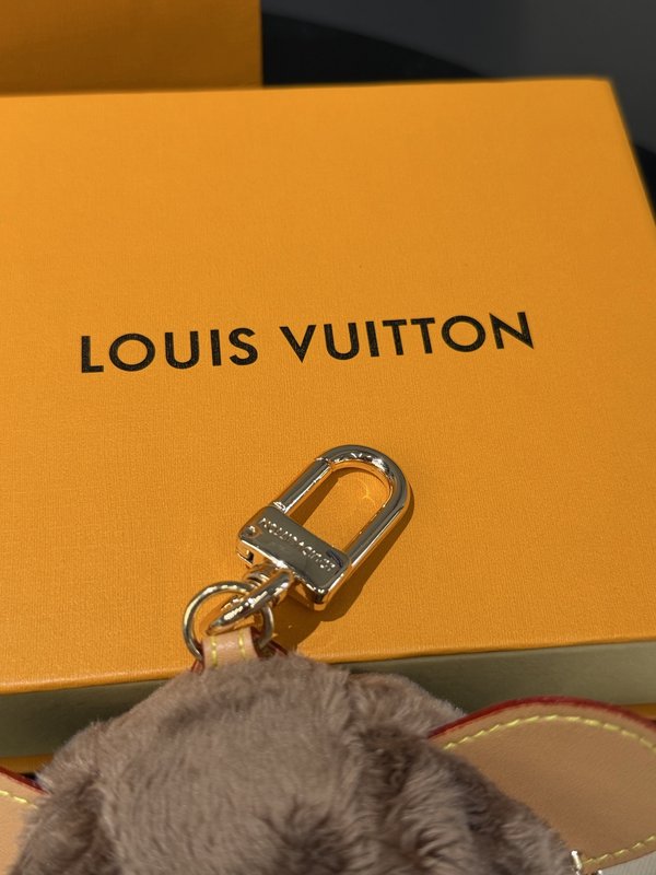 LV 루이 베어 키링 001-272443