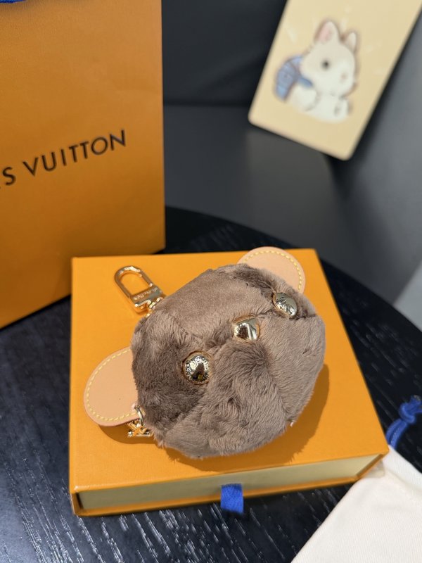 LV 루이 베어 키링 001-272443
