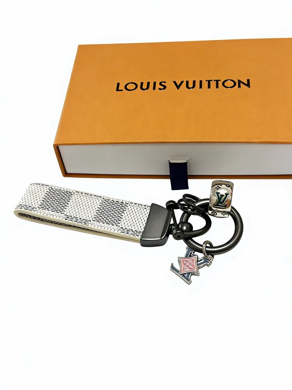 LV 키링 백팩 장식 앤티크 처리 001-272455