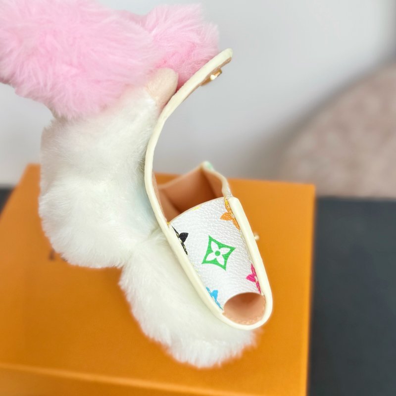 루이비비앙 인형 이어폰 파우치 키링 001-272493