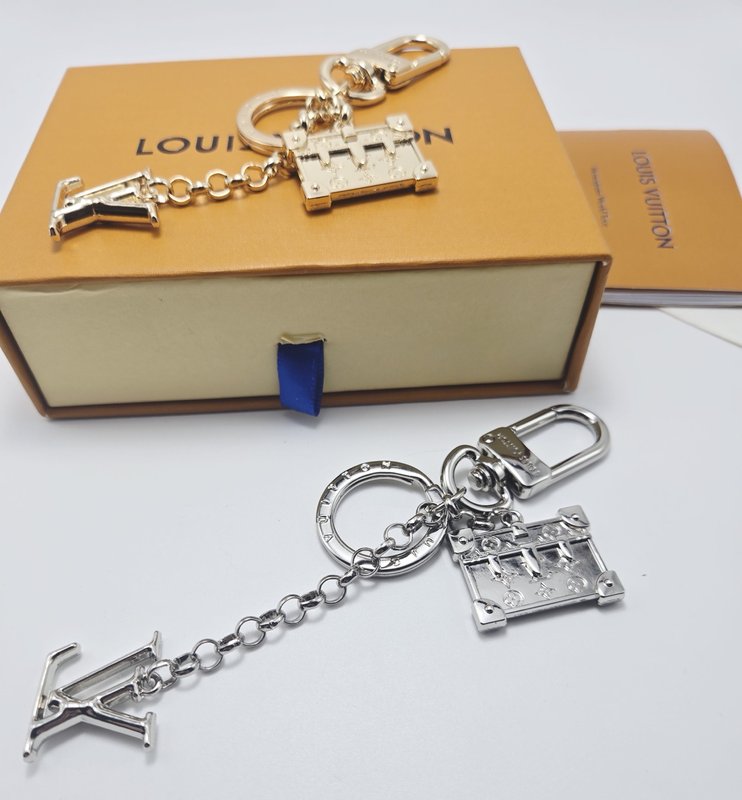 루이 키링 클래식 모노그램 패턴 001-272525