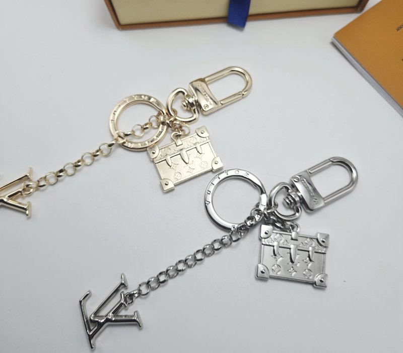 루이 키링 클래식 모노그램 패턴 001-272525