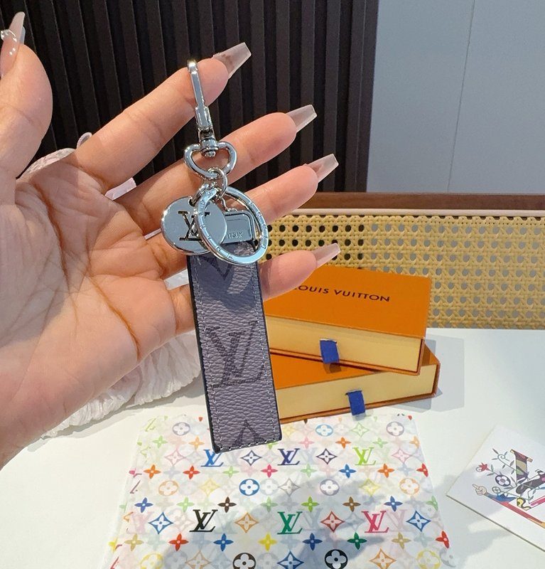루이 키링 차키링 펜던트 001-272532