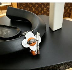 루이비통 비비앙 스키 더블보드 키링 001-272603