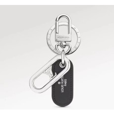 루이 다크그레이 실버 버클 열쇠고리 001-272682