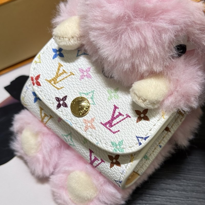 루이비통 토끼 인형 이어폰 백참 001-272726