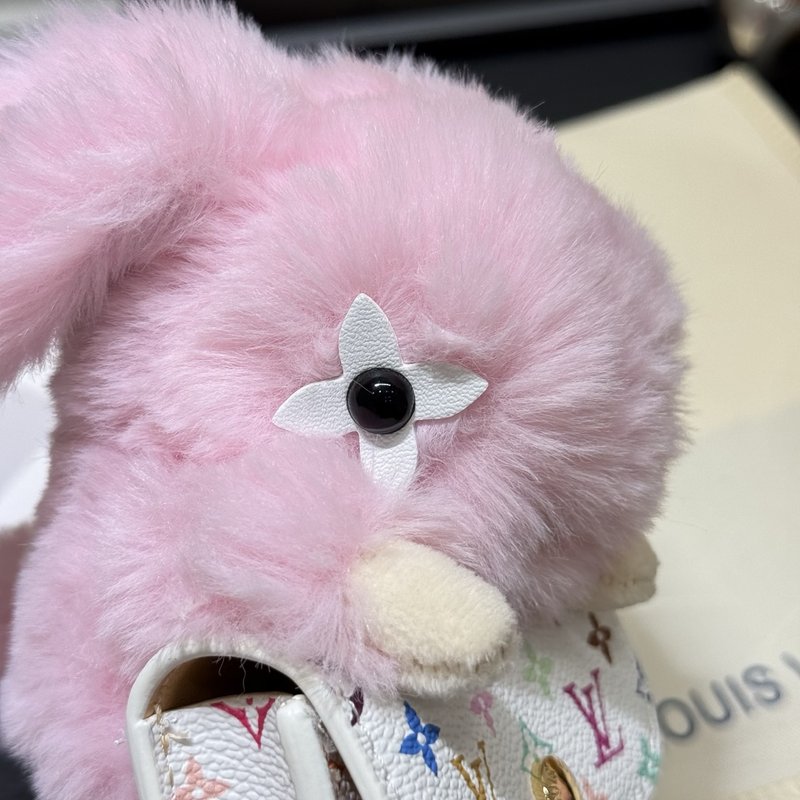 루이비통 토끼 인형 이어폰 백참 001-272726