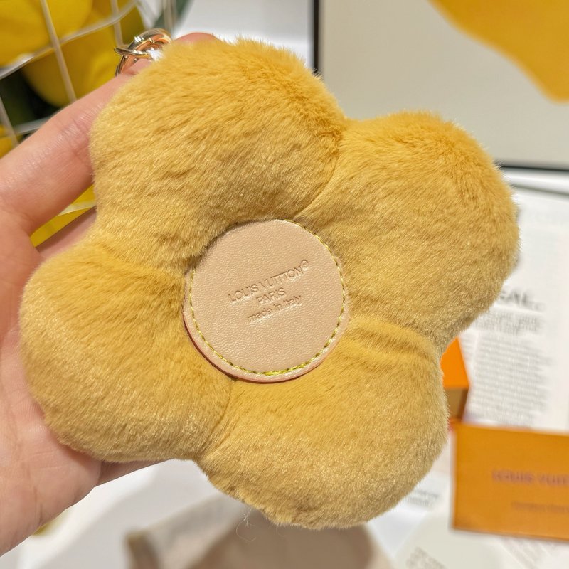 루이비통 비비앙 해바라기 키링 001-272872