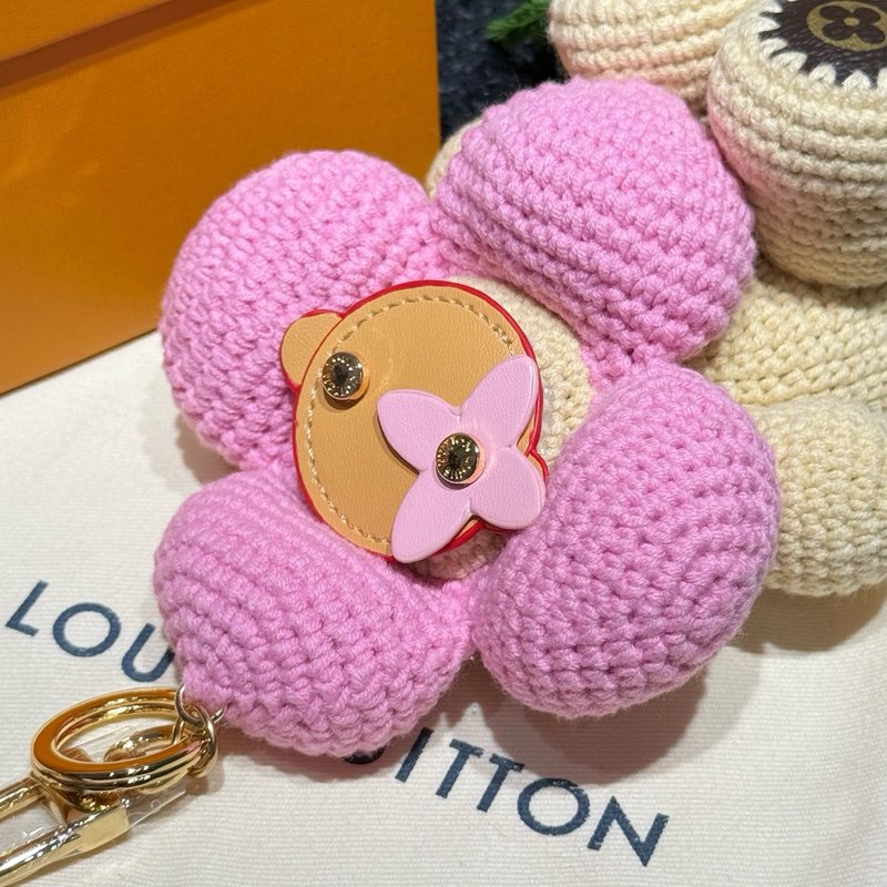 루이비통 비비엔 해바라기 뜨개 인형 키링 001-272897