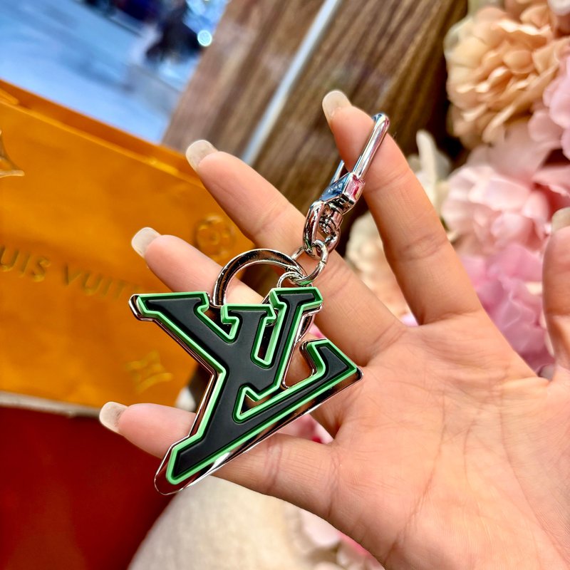 LV 알파벳 심플 키링 001-273105