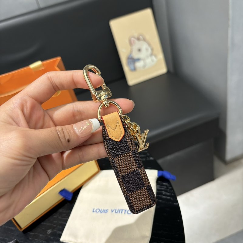 루이비통 로고 키링 001-273123