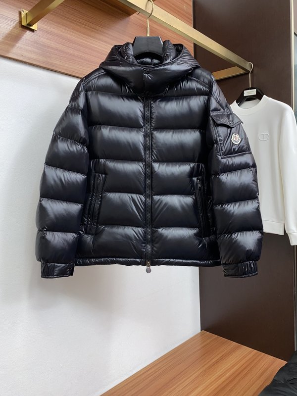 몽클레어 마야 클래식 다운 자켓 001-273516