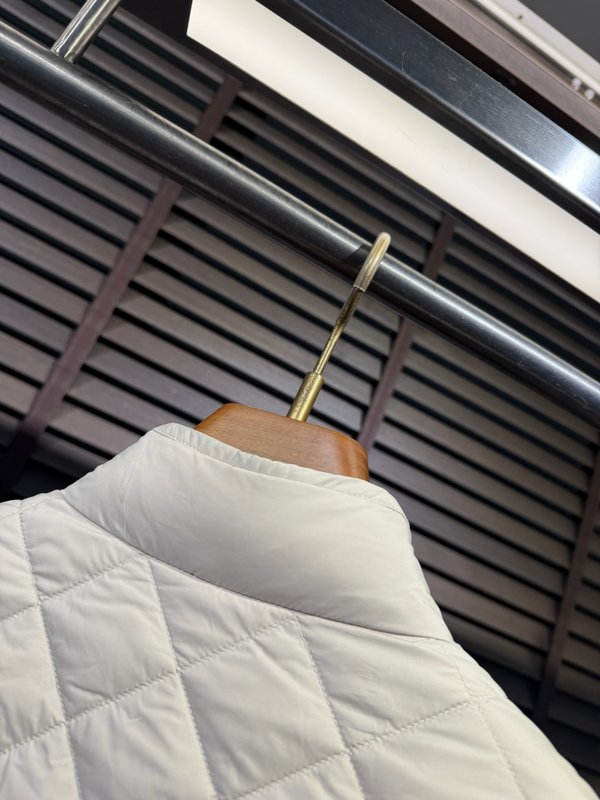 몽콜 다운 자켓 2026 001-273525