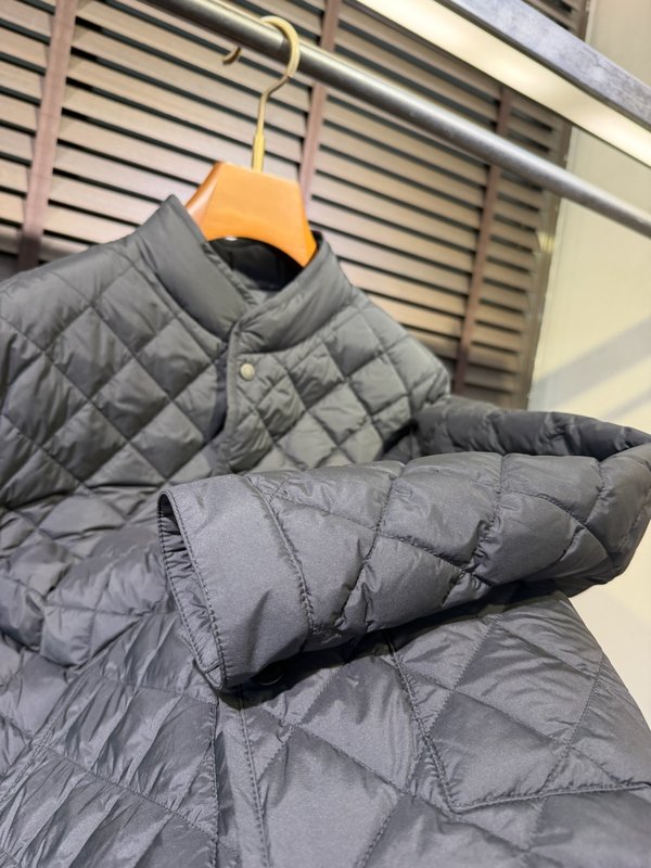 몽콜 다운 자켓 001-273528