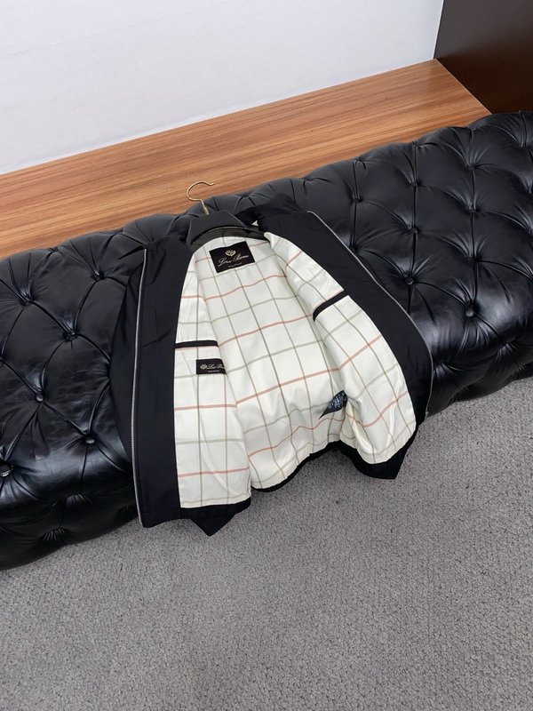 로로피아나 남성 캐주얼 턴다운 칼라 자켓 001-273582