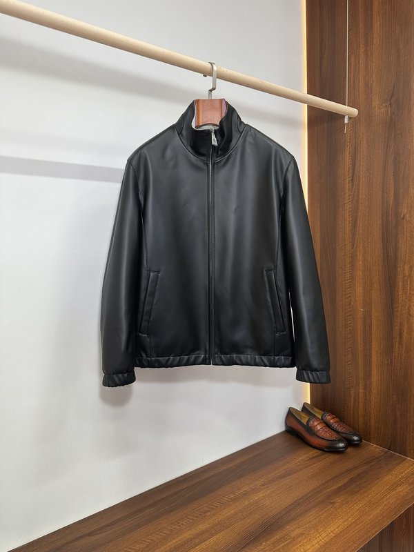 로로피아나 양면 착용 스탠드 칼라 재킷 001-273923