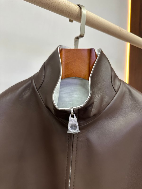 Loro Piana 양면 착용 스탠드 칼라 재킷 001-273924