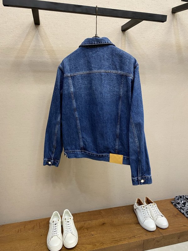 루이비통 자수 레터링 크리스탈 진 자켓 001-274063