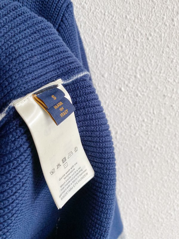 LV 콜라보 nigo 스티치 지퍼 하이넥 니트 자켓 001-274216