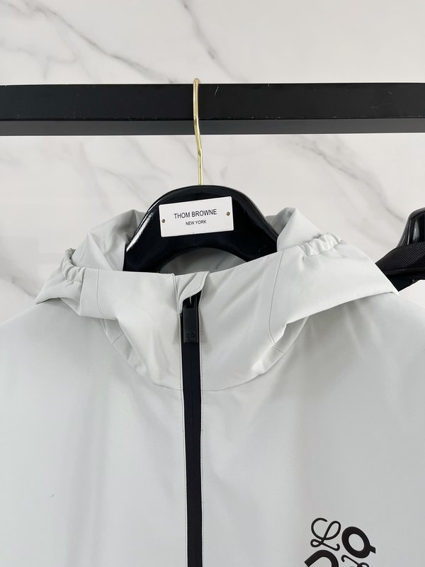 로에베 25FW 후드 다운 재킷 001-274938