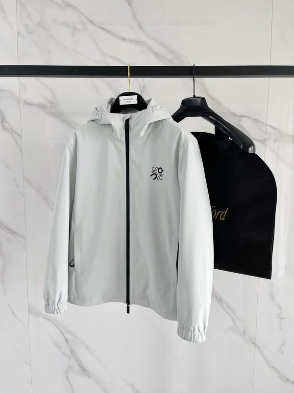 로에베 25FW 후드 다운 재킷 001-274938