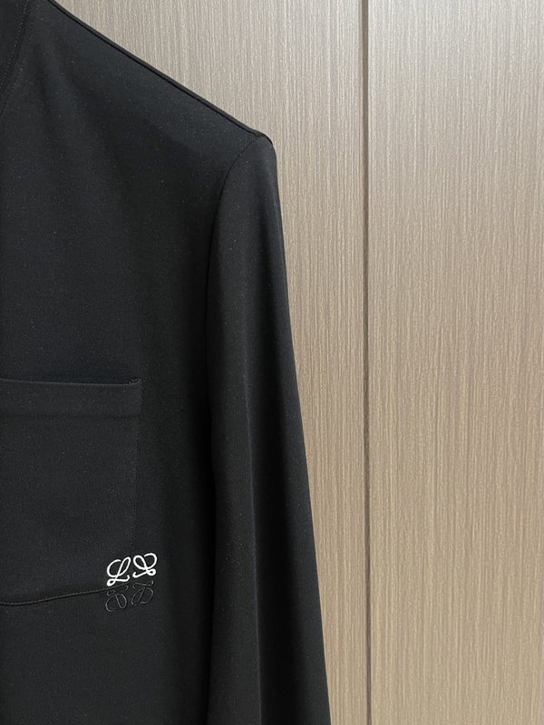 LOEWE 자수 로고 긴팔 티셔츠 001-275001