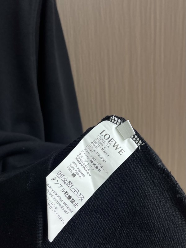 로에베 아나그램 자수 라운드넥 스웨트셔츠 001-275013