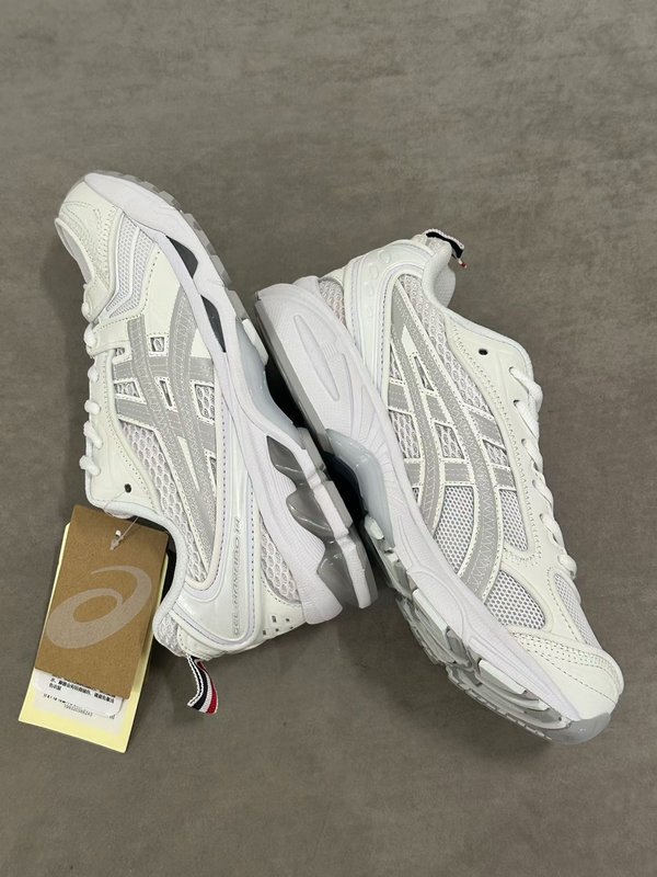 ASICS 콜라보 스웨이드 메쉬 로우탑 라이프스타일 스 001-275018