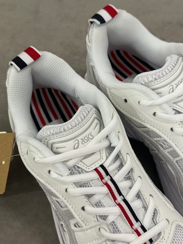 ASICS 콜라보 스웨이드 메쉬 로우탑 라이프스타일 스 001-275018