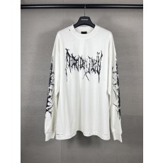 발렌시아가 크랙 프린트 롱슬리브 티셔츠 001-275127